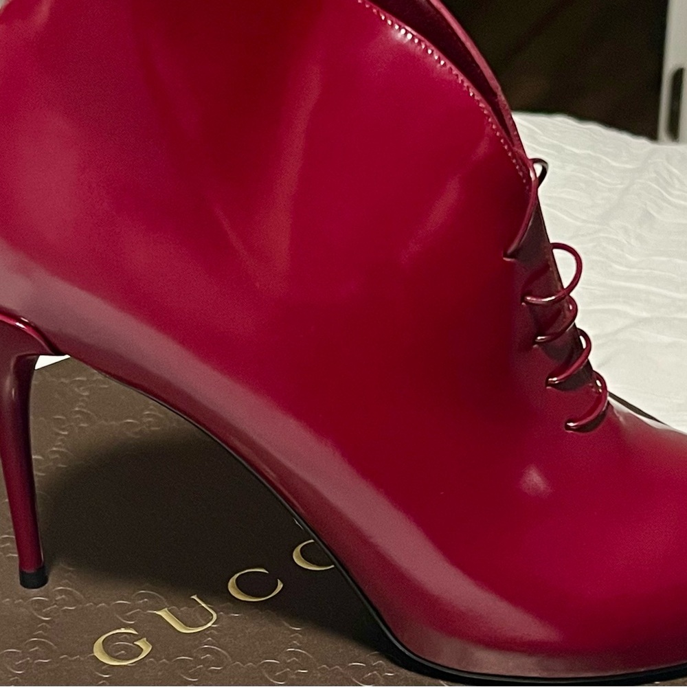 *Brand New* Gucci Regent Booties
